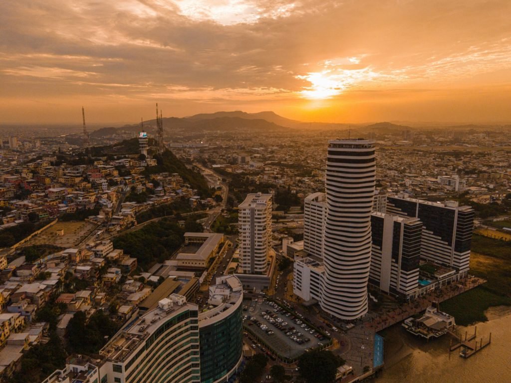 Guayaquil, la Perla del Pacífico: Guía Completa de Viaje